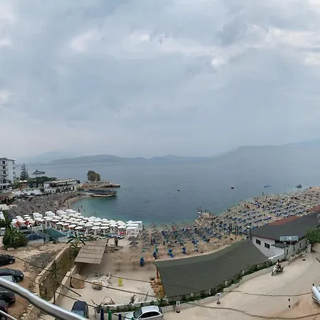 Majki Διαμέρισμα Σαράντα