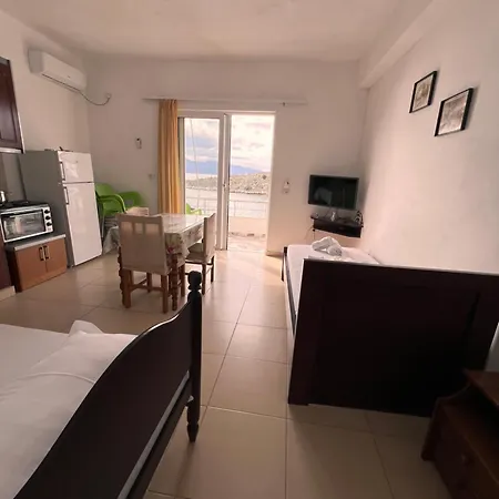 Majki - Sea View-free Parking * Sarandë