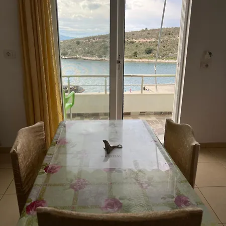 Appartement Majki - Sea View-free Parking Saranda