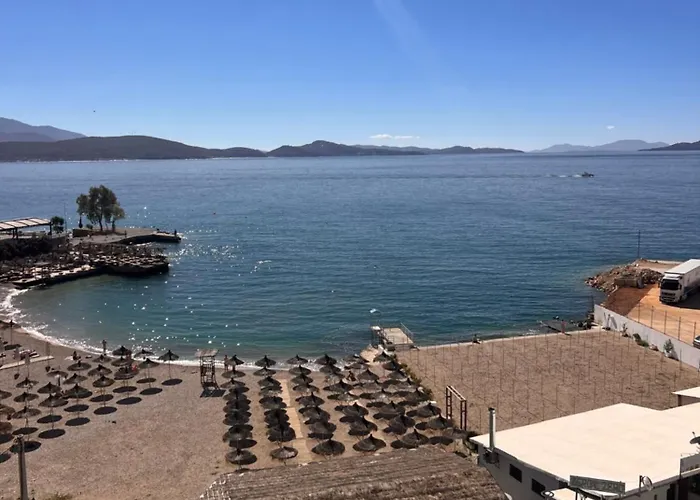 公寓 Majki Sarandë